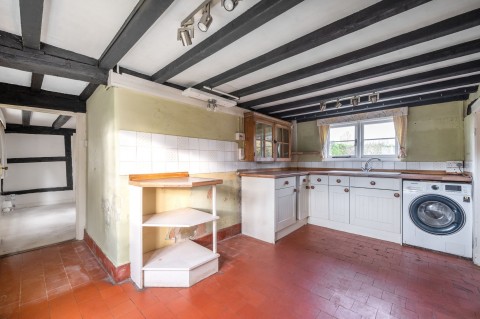 Click the photo for more details of Lordings Road, Billingshurst, RH14