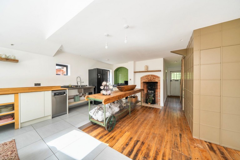 Images for Copse Road, Haslemere, GU27
