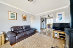Images for Lodge Close, Middleton-On-Sea, PO22