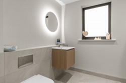 Images for Meadow View, Coolhurst Close, RH13