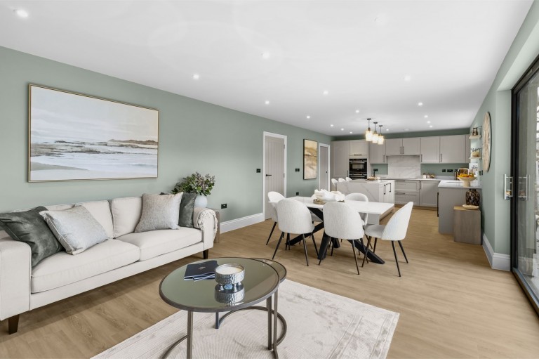 Images for Meadow View, Coolhurst Close, RH13