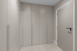 Images for Meadow View, Coolhurst Close, RH13