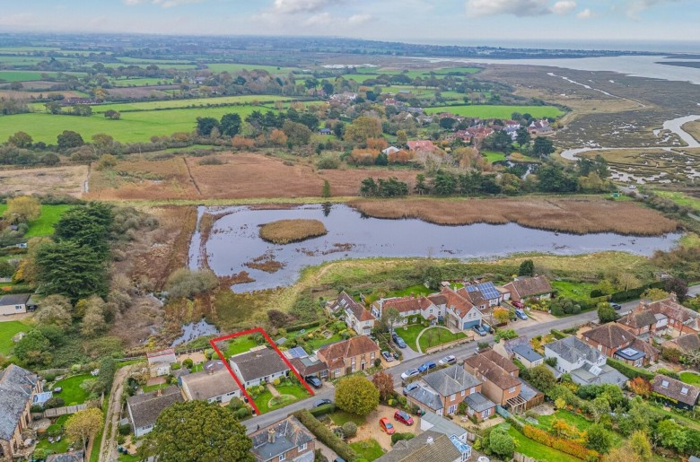 Click the photo for more details of Mill Lane, Sidlesham, PO20
