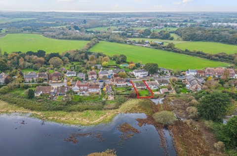 Click the photo for more details of Mill Lane, Sidlesham, PO20