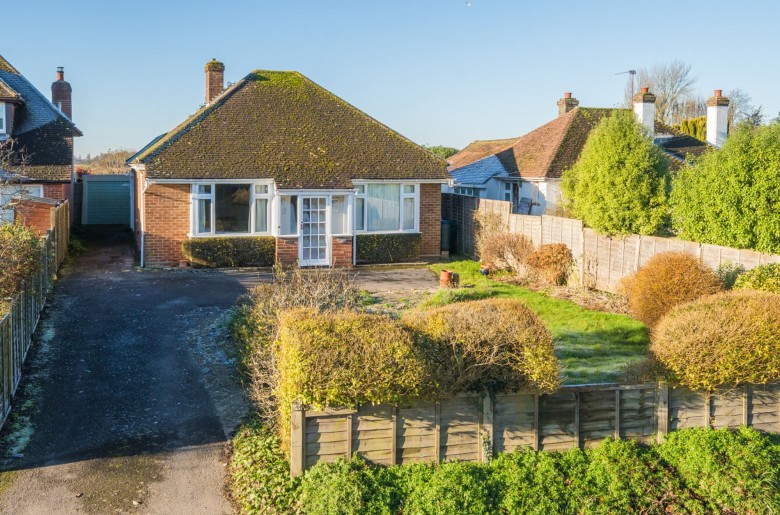 Click the photo for more details of 20 Appledram Lane South, Chichester, PO20