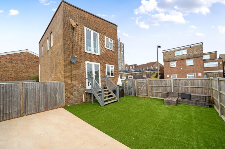 Click the photo for more details of Gower Road, Fields House Gower Road, RH16