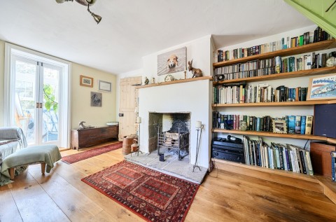 Click the photo for more details of 46 Hook Lane, Rose Green, PO21