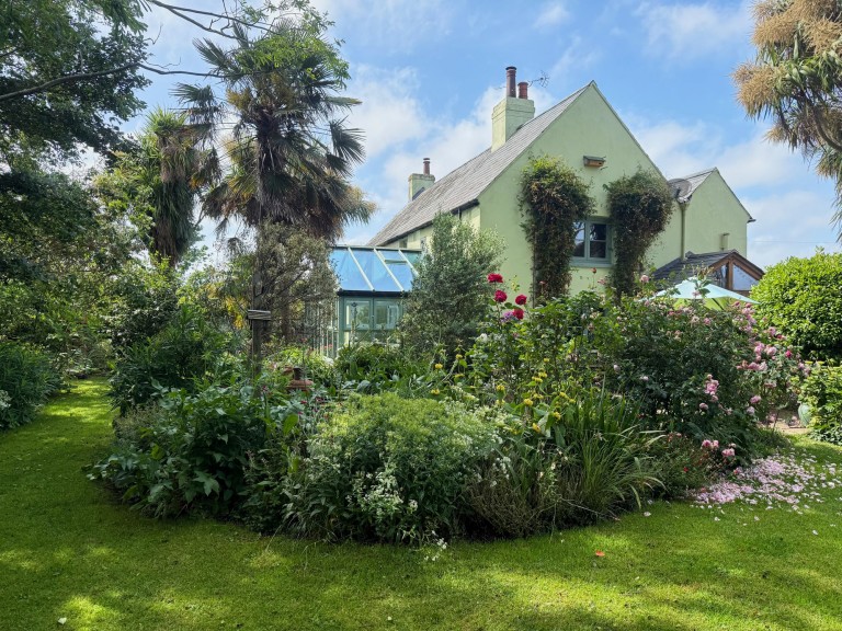Images for 46 Hook Lane, Rose Green, PO21