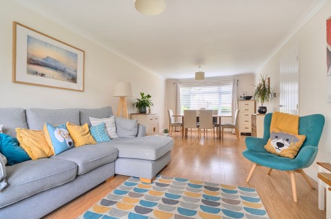 Click the photo for more details of Pretoria Avenue, Midhurst, GU29