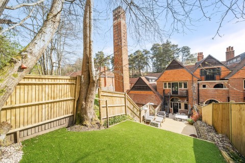 Kings Drive, Midhurst, GU29
