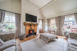 Images for The Hollow, Washington, RH20