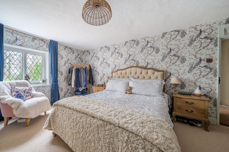 Images for The Hollow, Washington, RH20