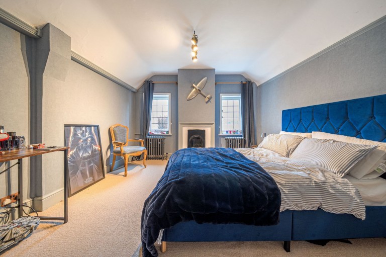 Images for The Hollow, Washington, RH20