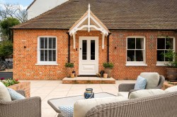 Images for The Hollow, Washington, RH20