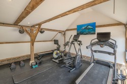 Images for The Hollow, Washington, RH20