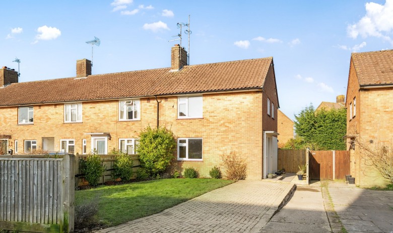 Click the photo for more details of Browns Lane, Storrington, RH20