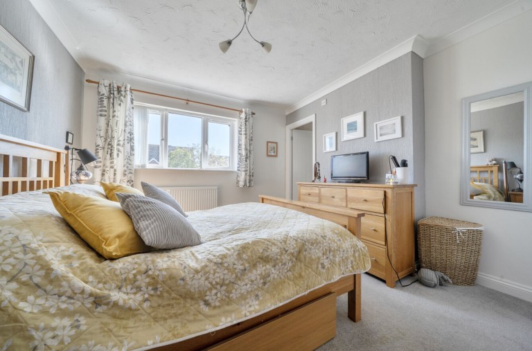 Images for Avebury Close, Bracklesham Bay, PO20