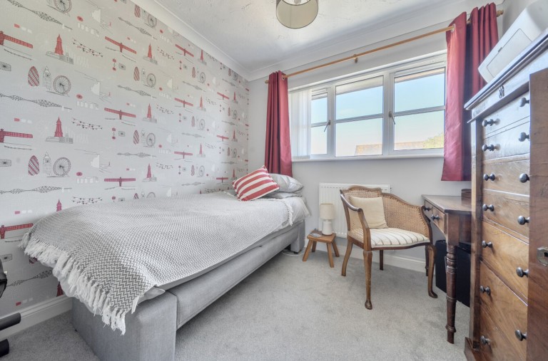 Images for Avebury Close, Bracklesham Bay, PO20