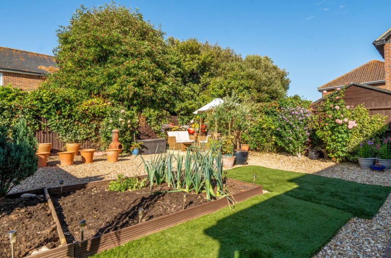Images for Avebury Close, Bracklesham Bay, PO20