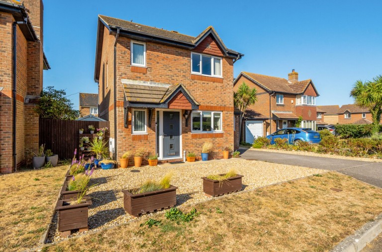 Images for Avebury Close, Bracklesham Bay, PO20