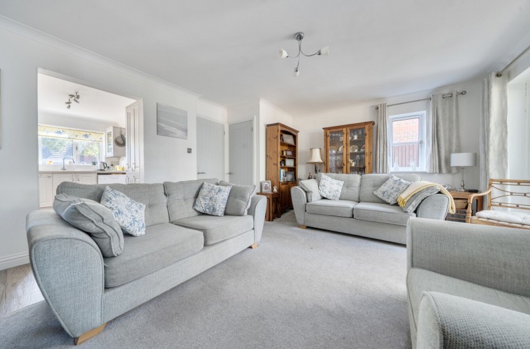 Images for Avebury Close, Bracklesham Bay, PO20