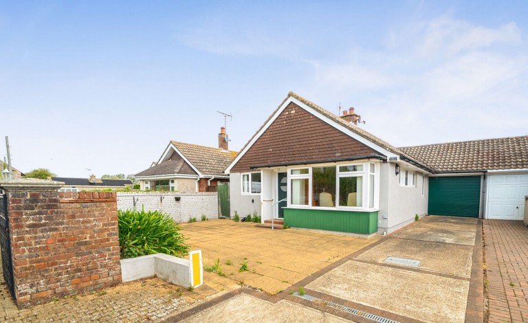 Images for Kingsmead Gardens, Middleton-On-Sea, PO22