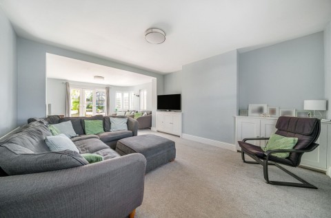 Click the photo for more details of Hillfield Road, Selsey, PO20