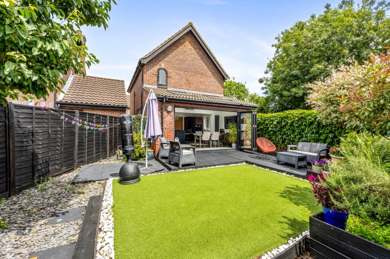 Images for Millers Gate, Horsham, RH12