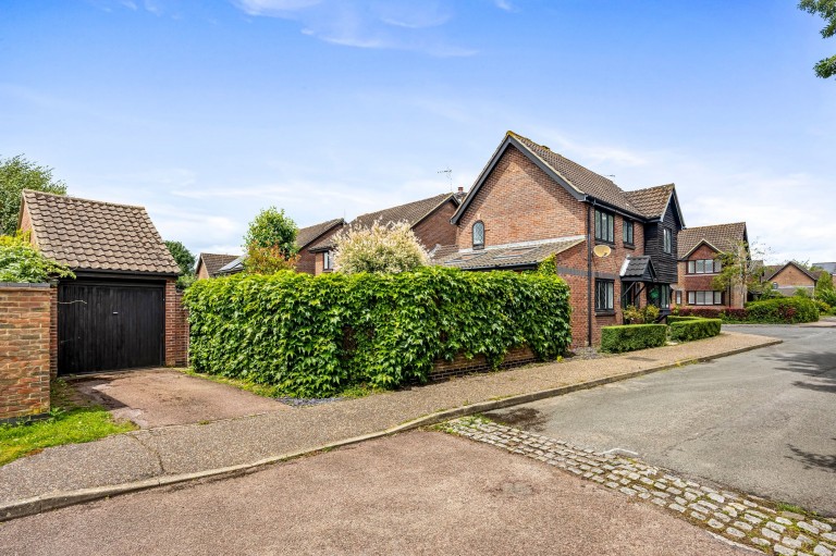 Images for Millers Gate, Horsham, RH12