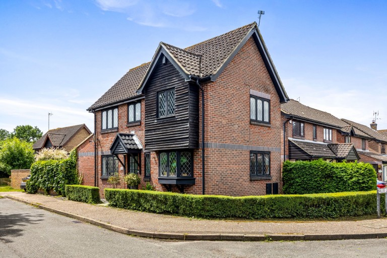 Images for Millers Gate, Horsham, RH12