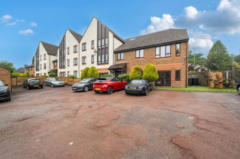 Click the photo for more details of Haslemere, GU27