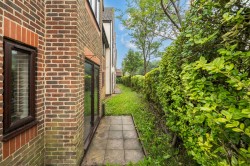 Images for Haslemere, GU27