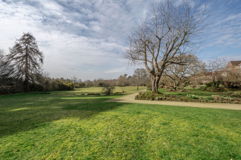 Images for Kings Drive, Midhurst, GU29