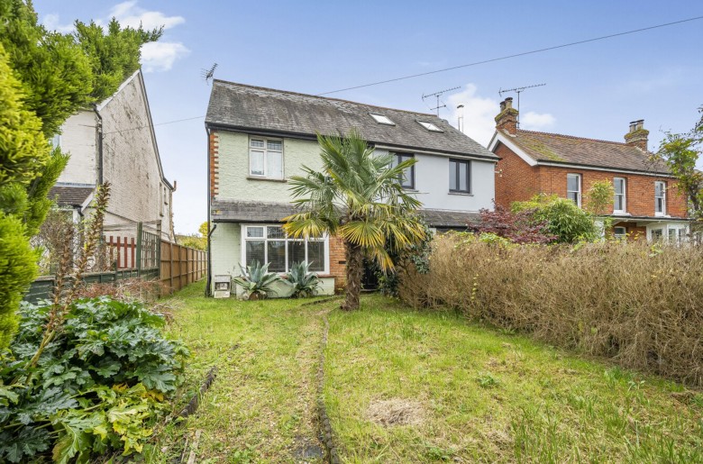 Click the photo for more details of Stockbridge Road, Chichester, PO19