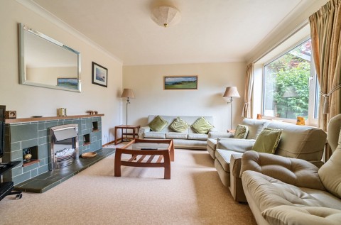Click the photo for more details of Hermitage Close, North Mundham, PO20