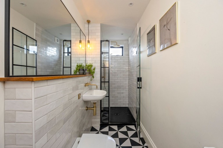 Images for Swindon Road, Horsham, RH12