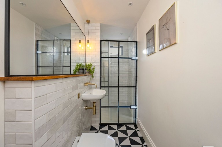 Images for Swindon Road, Horsham, RH12