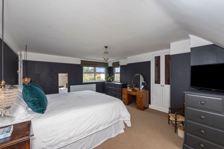 Images for Swindon Road, Horsham, RH12