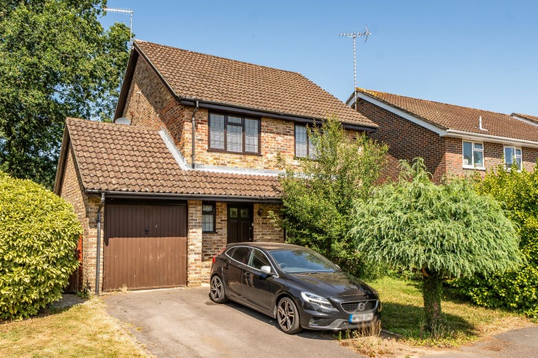 Click the photo for more details of Nightingale Close, Rowland's Castle, PO9