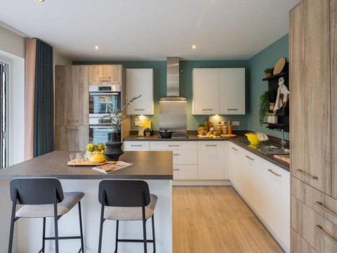 Click the photo for more details of Bartons Road, Havant, PO9