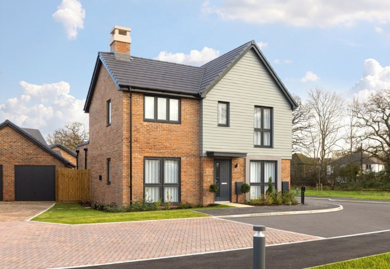 Click the photo for more details of Tawny Owl Way, Hambrook, PO18
