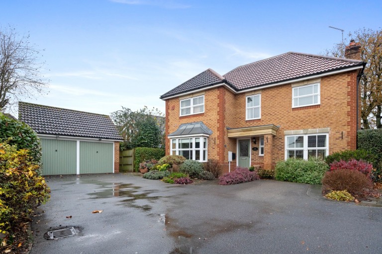 Images for Walton Drive, Horsham, RH13
