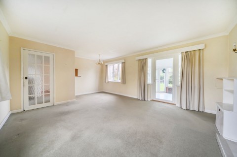 Click the photo for more details of Beacon Square, Emsworth, PO10
