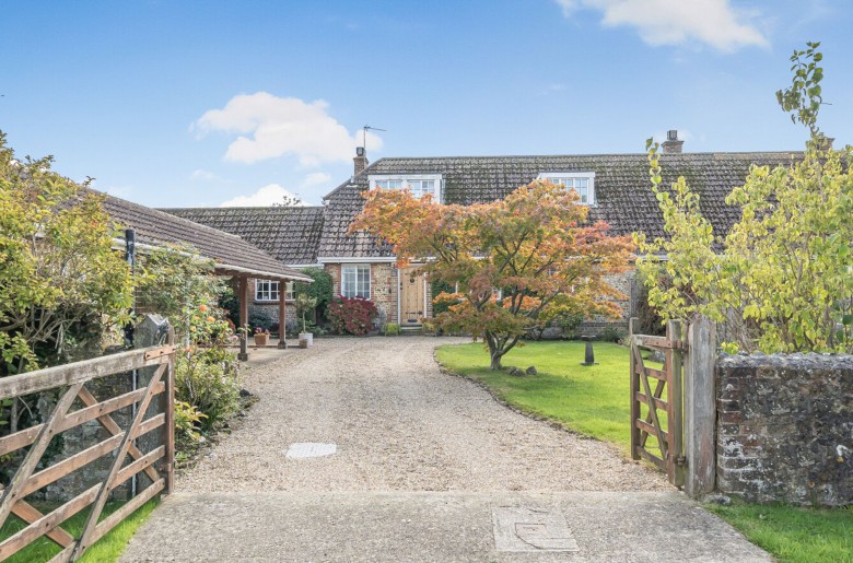 Click the photo for more details of Bognor Regis, PO21