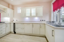 Images for King George Avenue, Petersfield, GU32