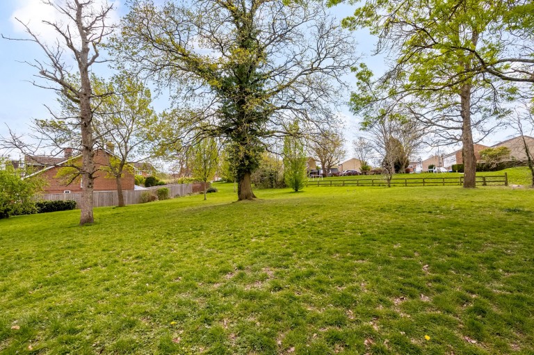 Images for Larch Way, Haywards Heath, RH16