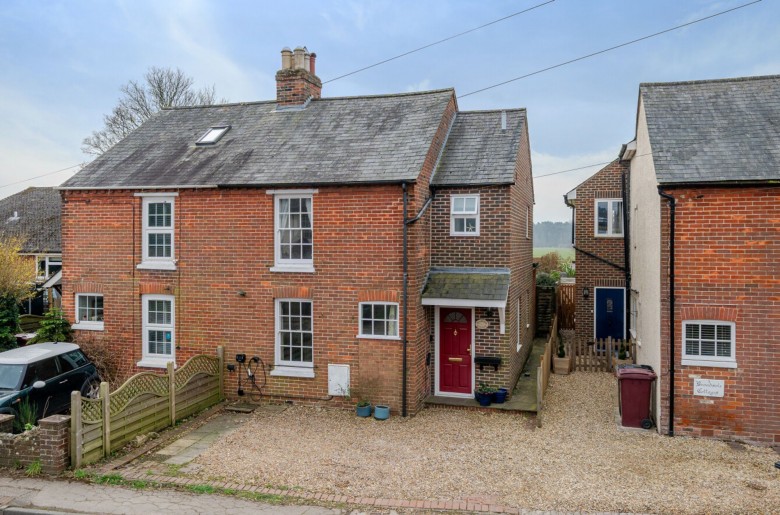 Click the photo for more details of East Ashling, Chichester, PO18