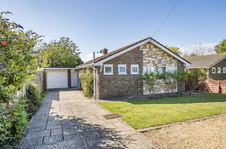 Click the photo for more details of Binsted Avenue, Felpham, PO22