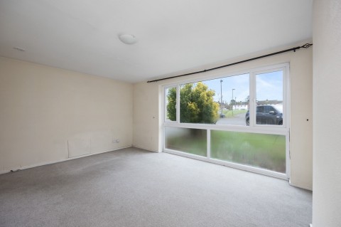 Click the photo for more details of Collingwood Road, Horsham, RH12