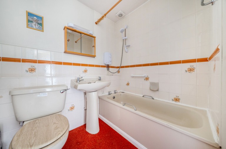 Images for Kingfisher Court, Middleton On Sea, PO22